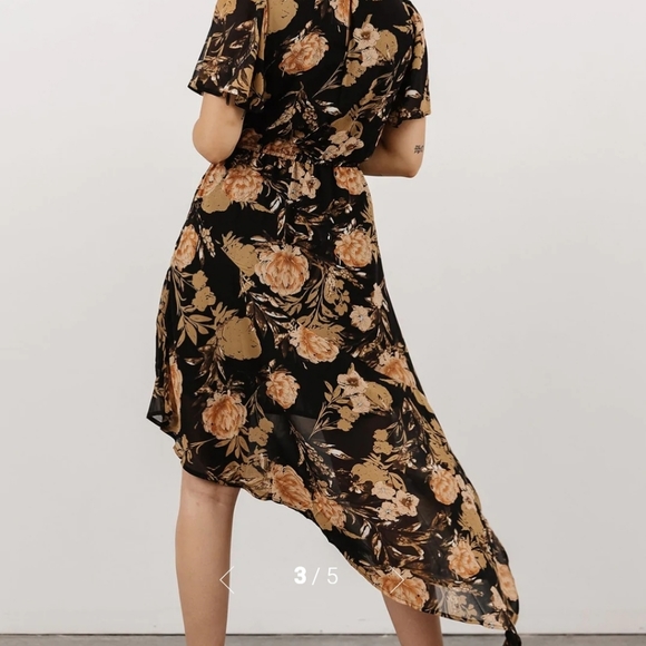 NEW BEAUTIFUL BLACK FLORAL ASSYMETRICAL DRESS - Picture 2 of 5
